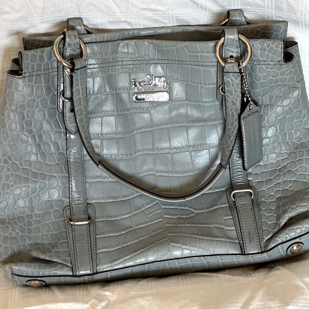 Coach purse - leather.